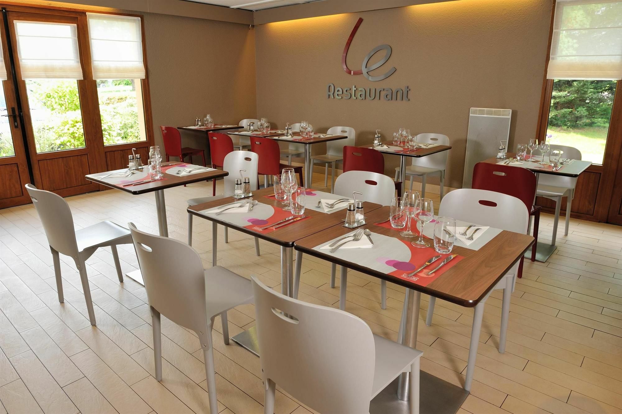 Kyriad Direct Nancy Est - Essey Bagian luar foto